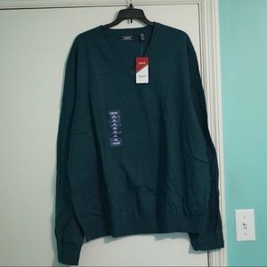 Men’s Izod v-neck Fieldhouse sweater